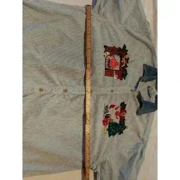 Vintage Button Down Christmas Shirt Size Large Santa Bear Tree Presents Grandma - Picture 5 of 8